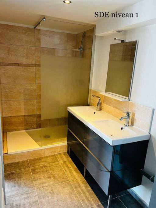 Apartamento Le Jardin Suspendu Rillieux-la-Pape Exterior foto